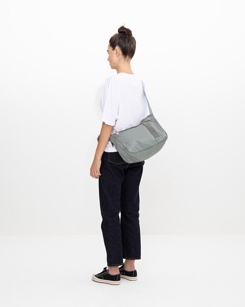 CHARLIE II SHOULDER BAG (M)