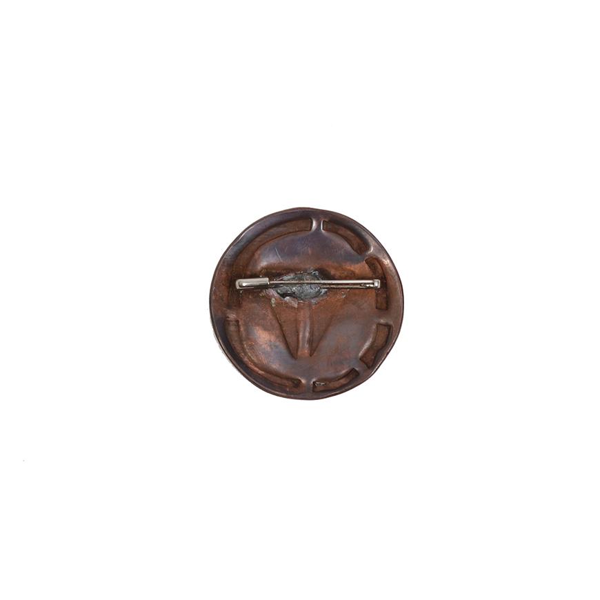 V BADGE 50MM BRONZE official product image 2