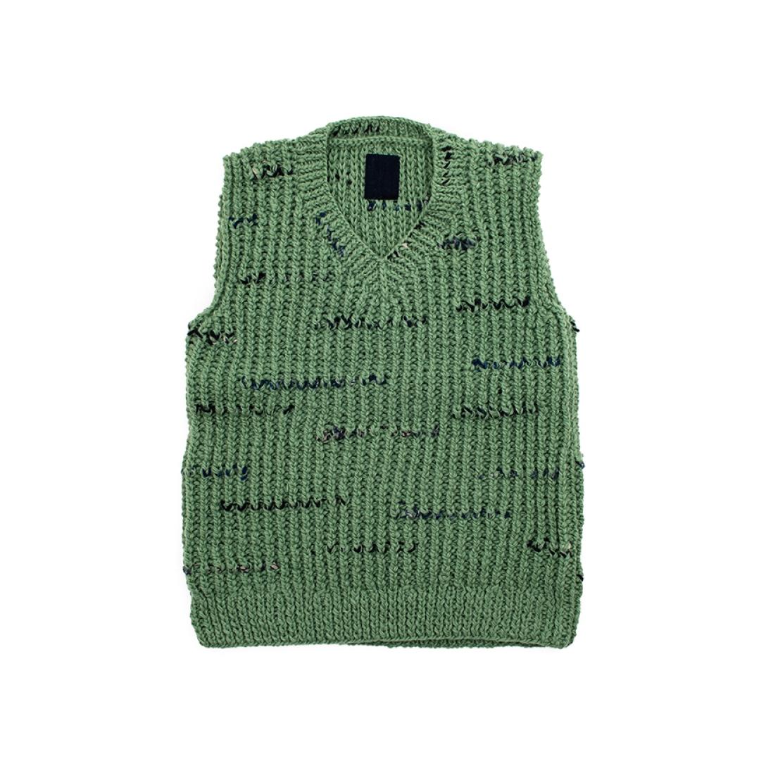 付属品有 visvim SELMER VNECK VEST UNEVENDYE｜ファッション